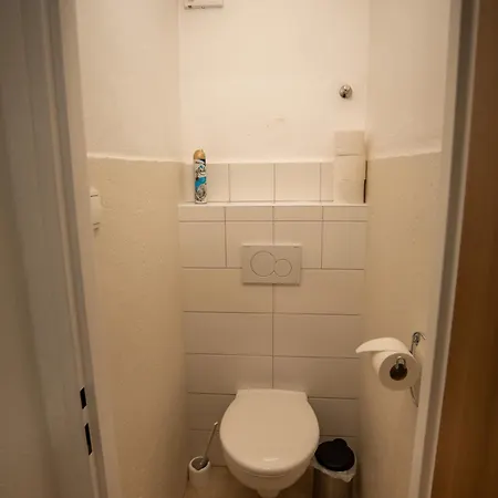 Mikes Guest house