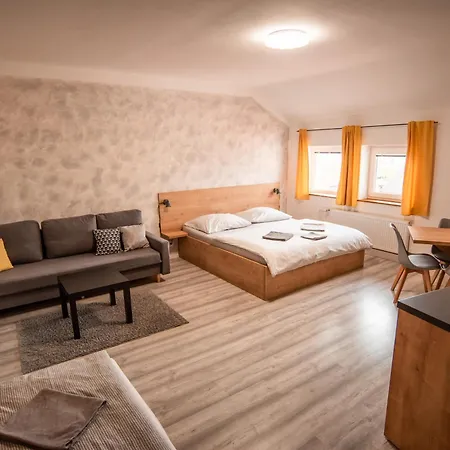 Mikes Guest house