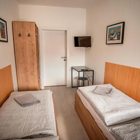 Mikes Guest house