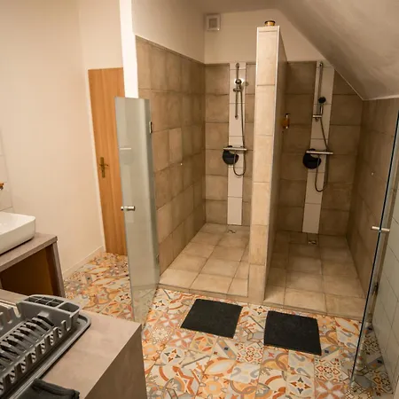 Guest house Mikes