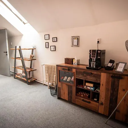 Mikes Guest house 2*