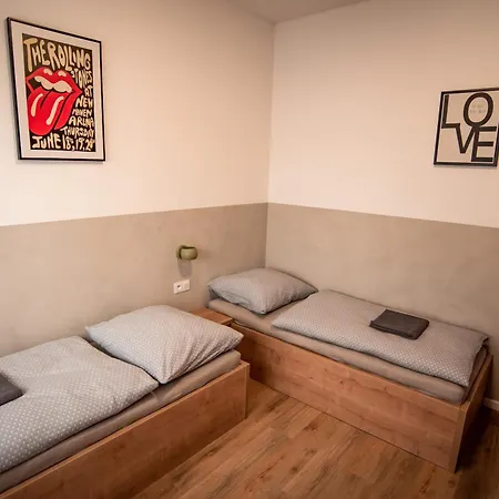 Mikes Guest house Telc