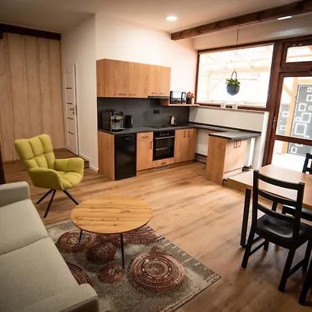 Mikes Guest house